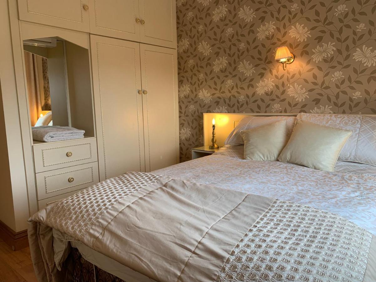 Bridgeview B&B เอนนิส ภายนอก รูปภาพ