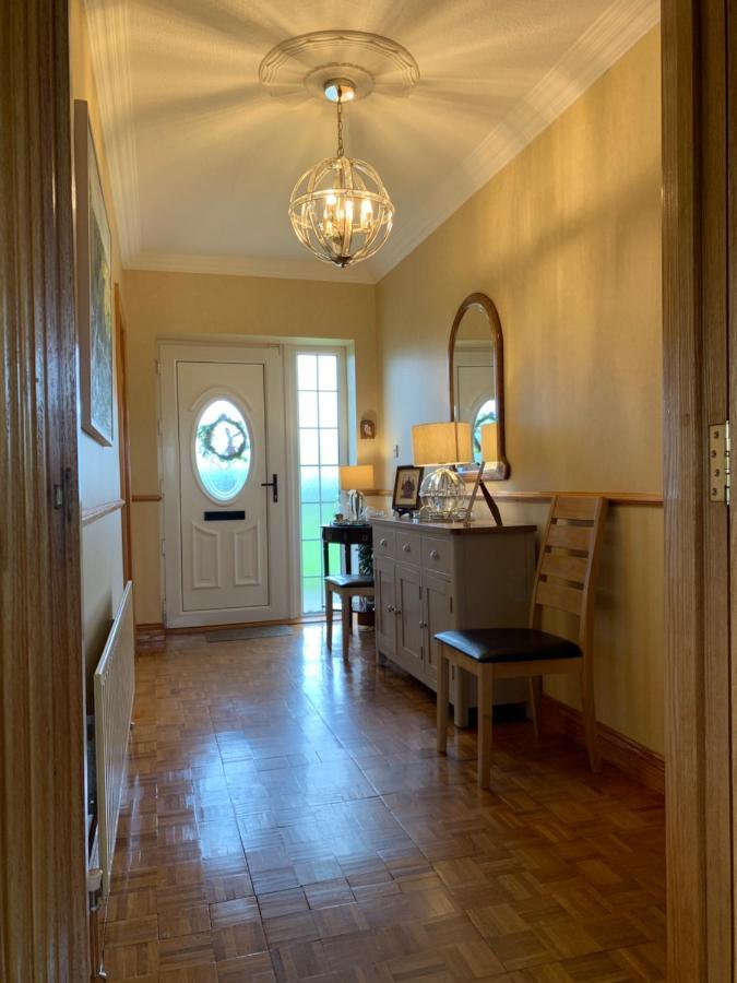 Bridgeview B&B เอนนิส ภายนอก รูปภาพ